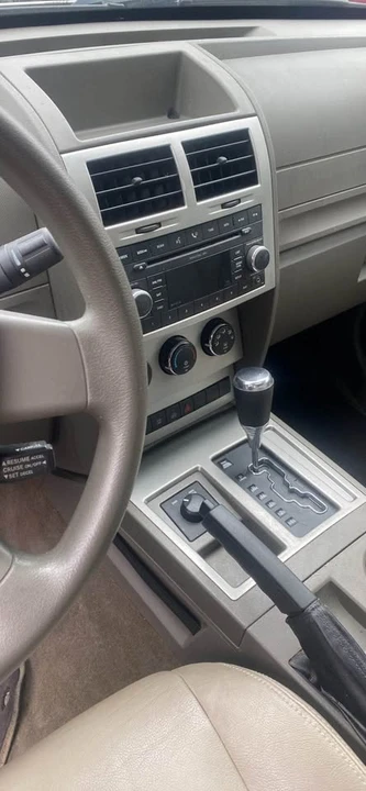 2008 Dodge Nitro - Image 7 of 9
