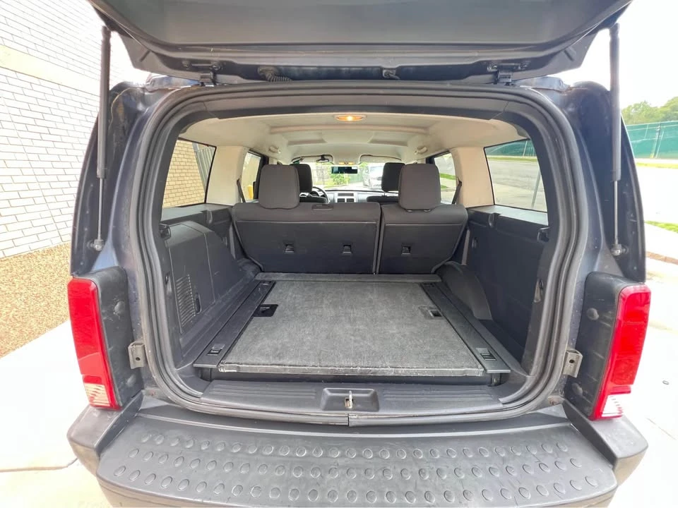 2008 Dodge Nitro - Image 9 of 10