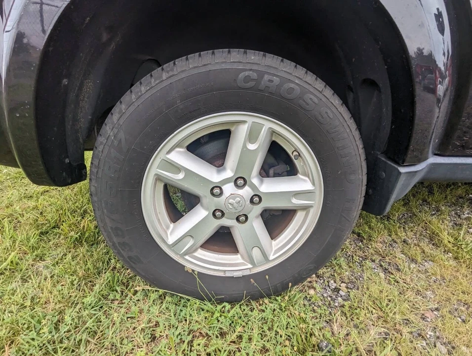 2008 Dodge Nitro - Image 10 of 21