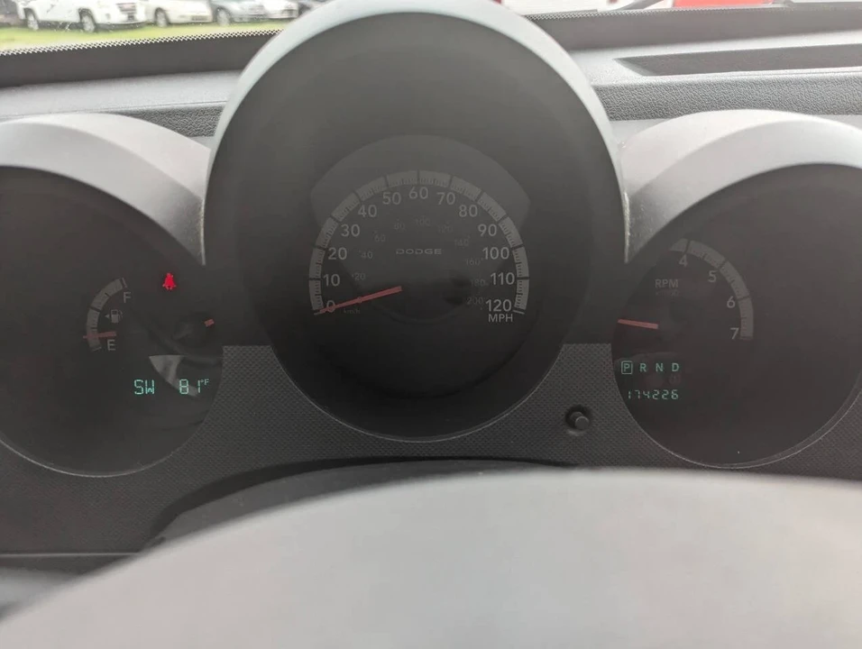 2008 Dodge Nitro - Image 15 of 21