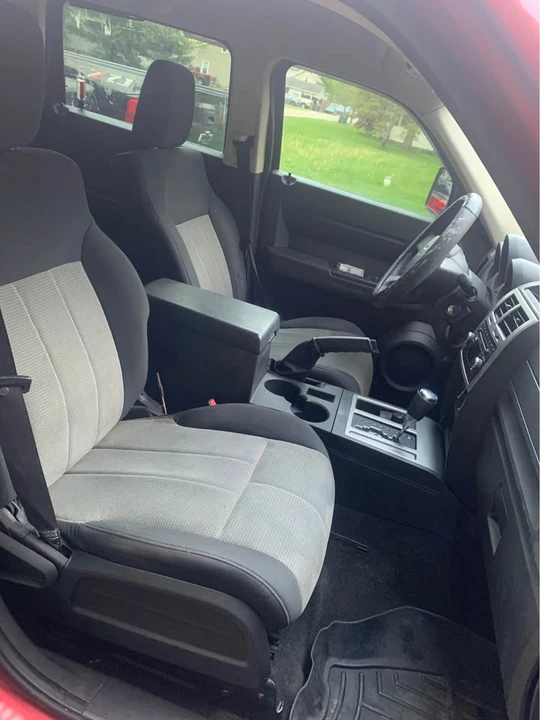 2008 Dodge Nitro - Image 9 of 11