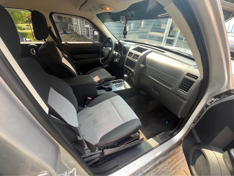 2008 Dodge Nitro - Image 7 of 11