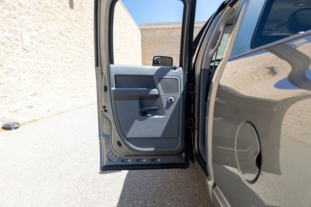 2008 Ram Heavy Duty - Image 23 of 31