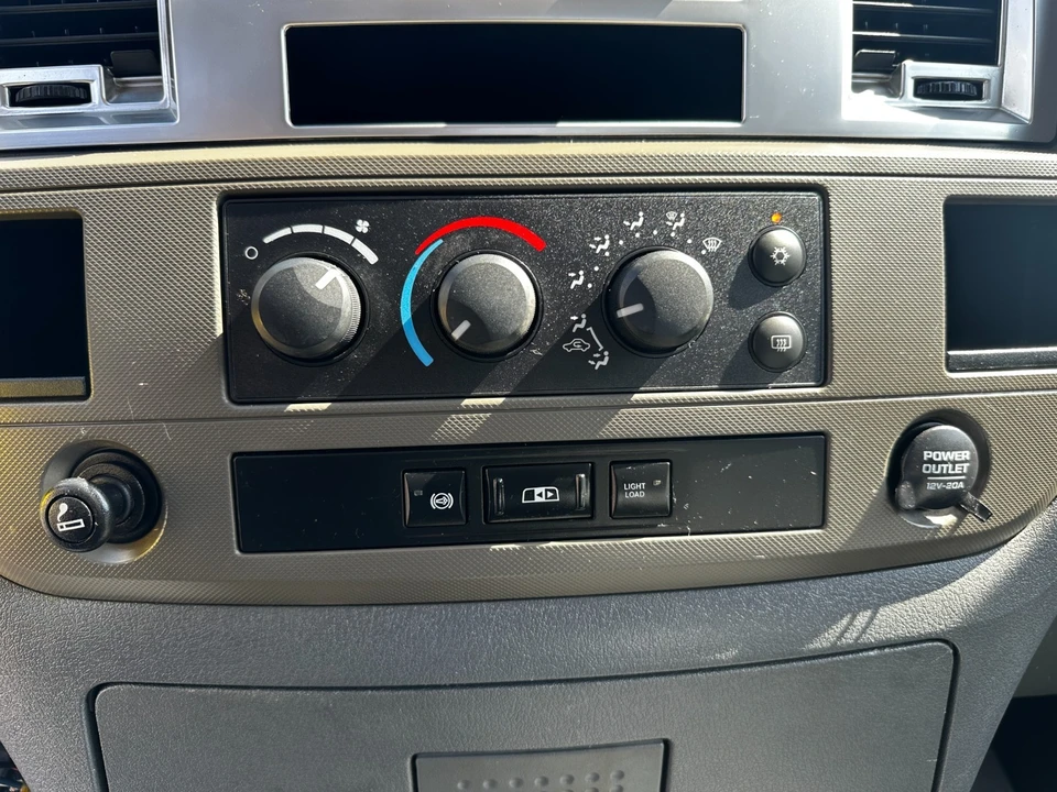 2008 Ram 2500 - Image 15 of 31