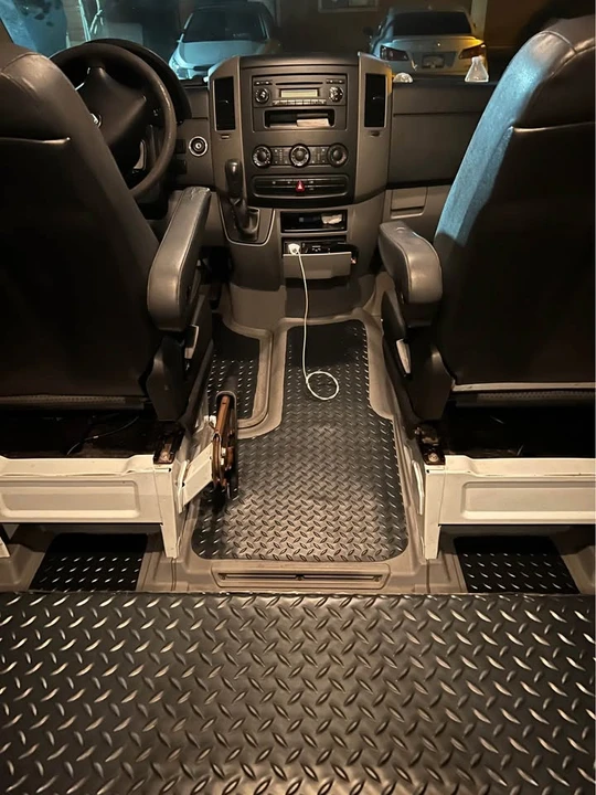 2008 Ram Heavy Duty - Image 13 of 15