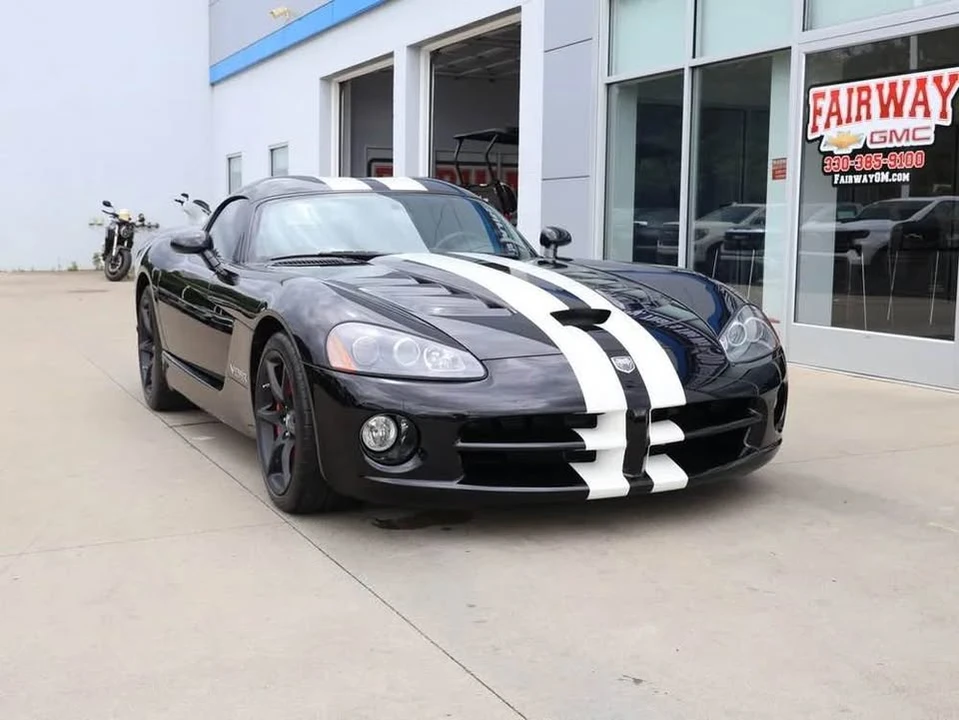2008 Dodge Viper 4th Gen - Image 2 of 15