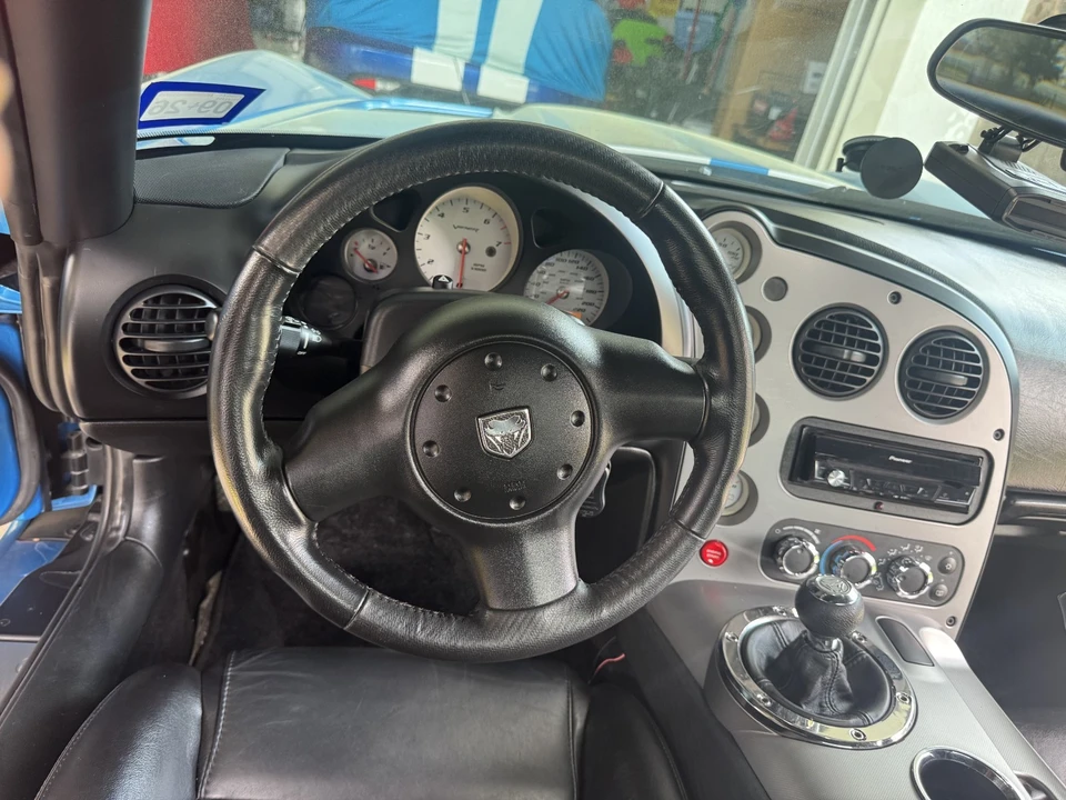 2008 Dodge Viper 5th Gen - Image 13 of 14