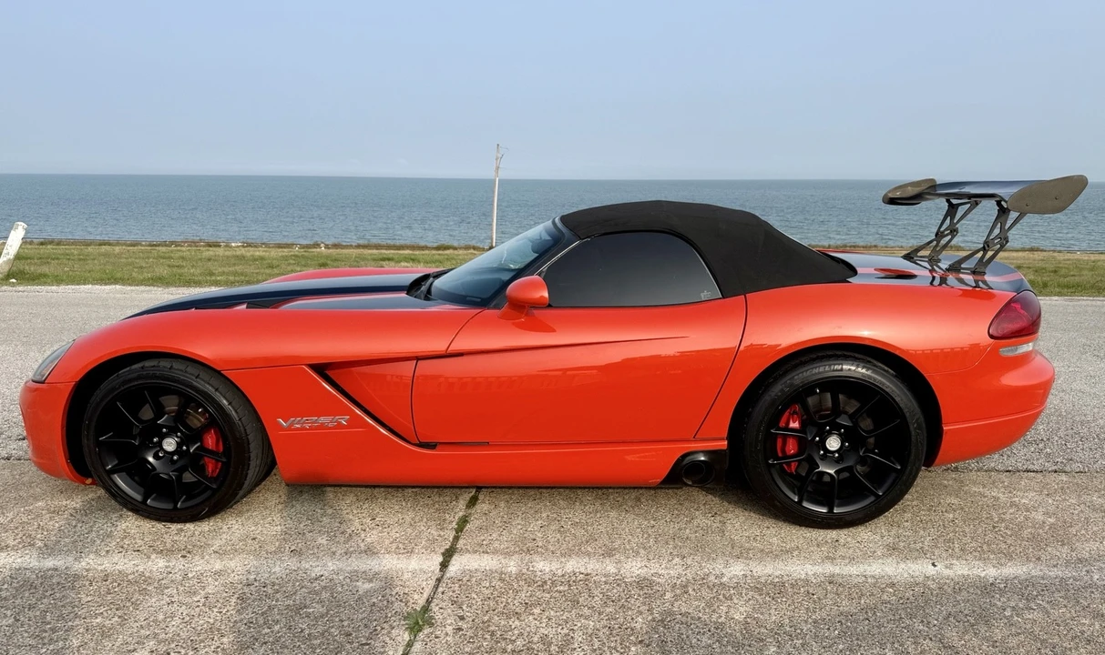 2008 Dodge Viper 4th Gen - Image 4 of 21