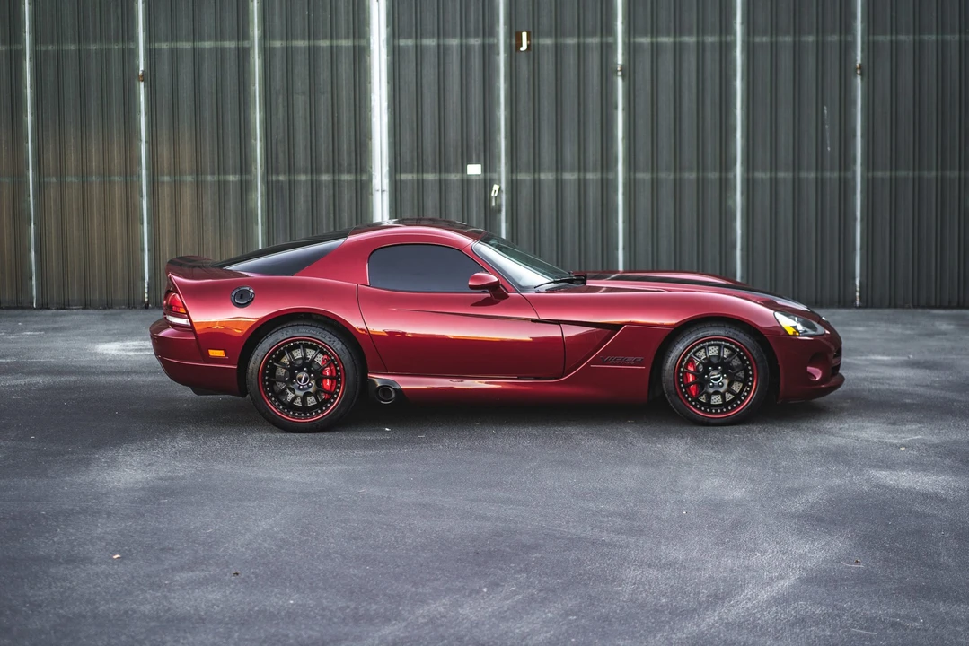2008 Dodge Viper 4th Gen - Image 2 of 31