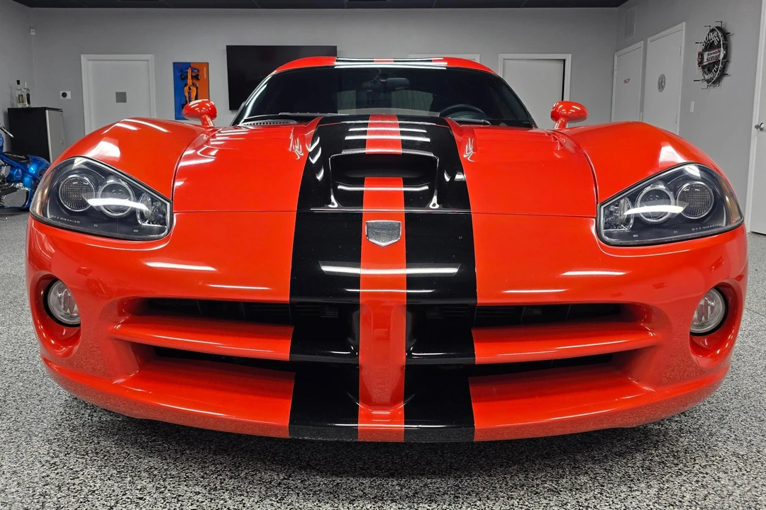 2008 Dodge Viper 4th Gen - Image 2 of 31