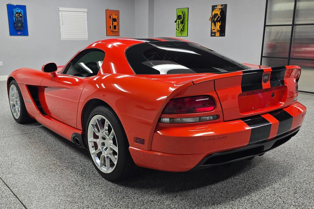 2008 Dodge Viper 4th Gen - Image 4 of 31