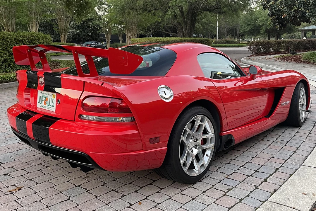 2008 Dodge Viper 4th Gen - Image 4 of 31