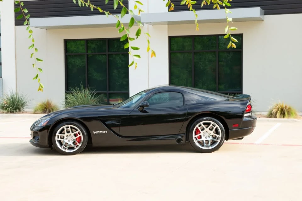 2008 Dodge Viper 4th Gen - Image 2 of 20