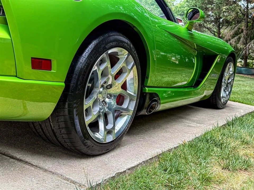 2008 Dodge Viper 4th Gen - Image 18 of 31