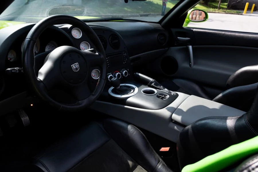 2008 Dodge Viper 4th Gen - Image 4 of 31