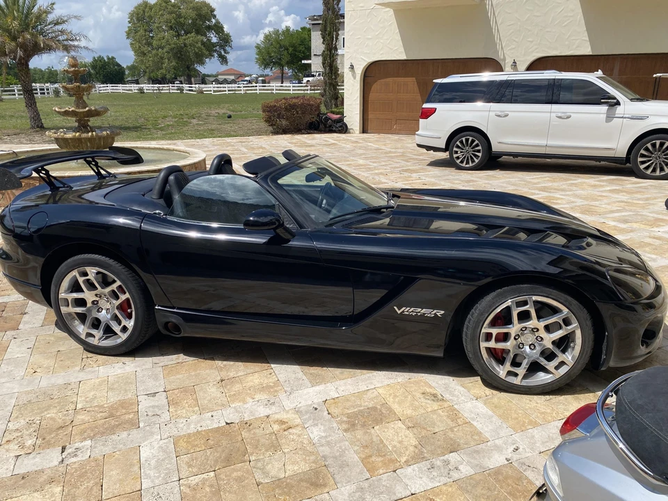 2008 Dodge Viper 4th Gen - Image 9 of 31