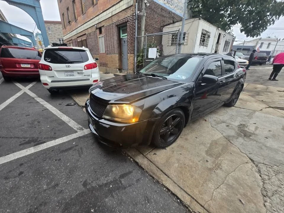 2008 Dodge Avenger Sedan - Image 4 of 10