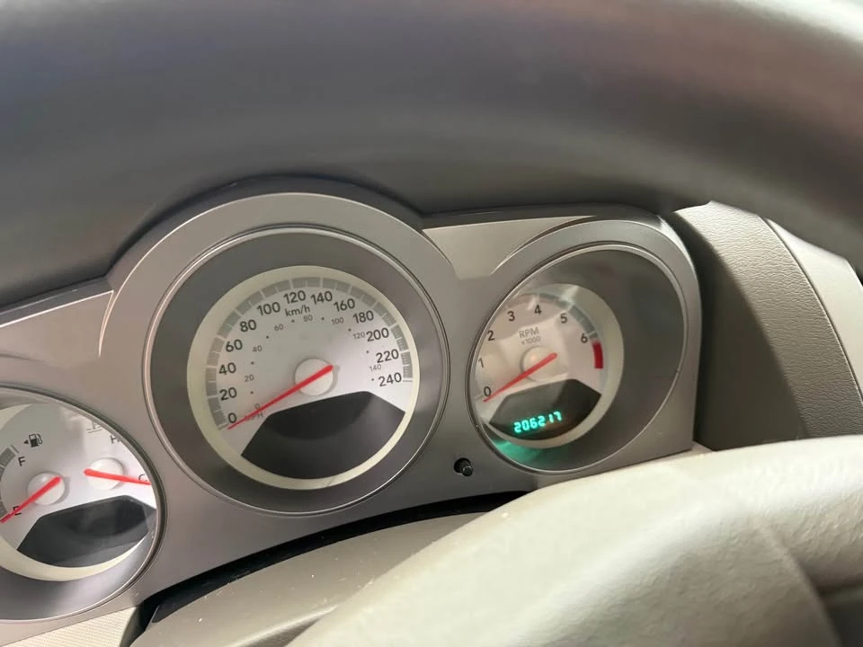 2008 Dodge Avenger Sedan - Image 7 of 8