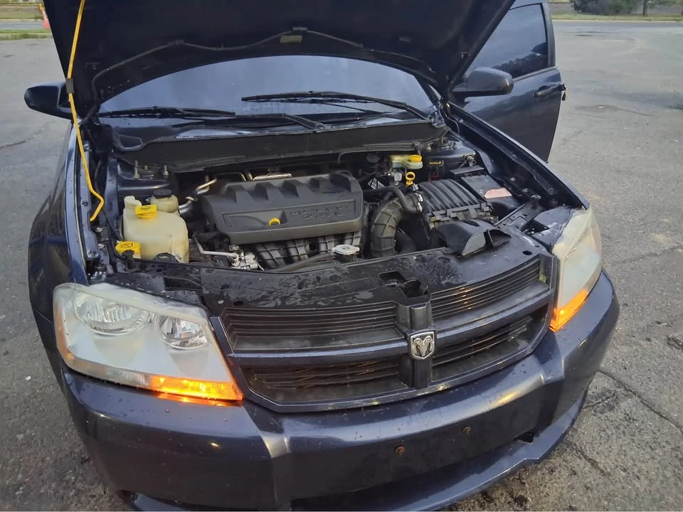 2008 Dodge Avenger Sedan - Image 2 of 7