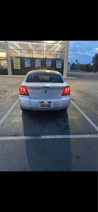 2008 Dodge Avenger Sedan - Image 2 of 8