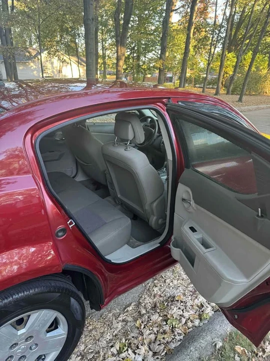 2008 Dodge Avenger Sedan - Image 4 of 13