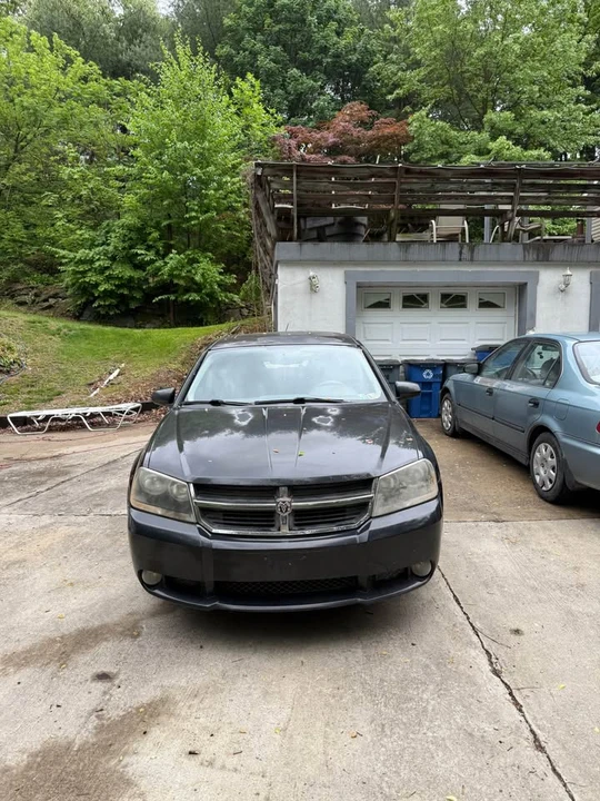 2008 Dodge Avenger Sedan - Image 2 of 4
