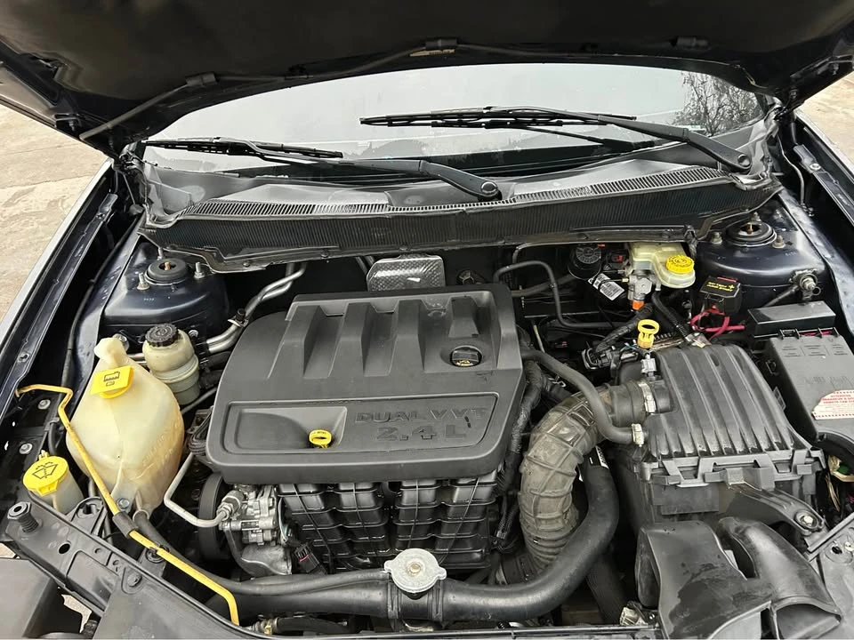 2008 Dodge Avenger Sedan - Image 8 of 12