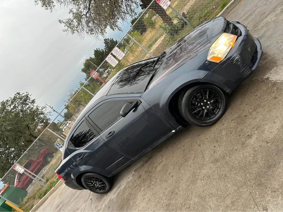 2008 Dodge Avenger Sedan - Image 9 of 12