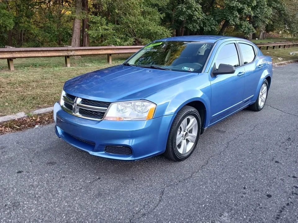 2008 Dodge Avenger Sedan - Image 2 of 11