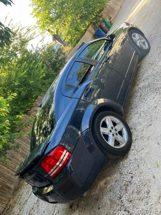 2008 Dodge Avenger Sedan - Image 3 of 11