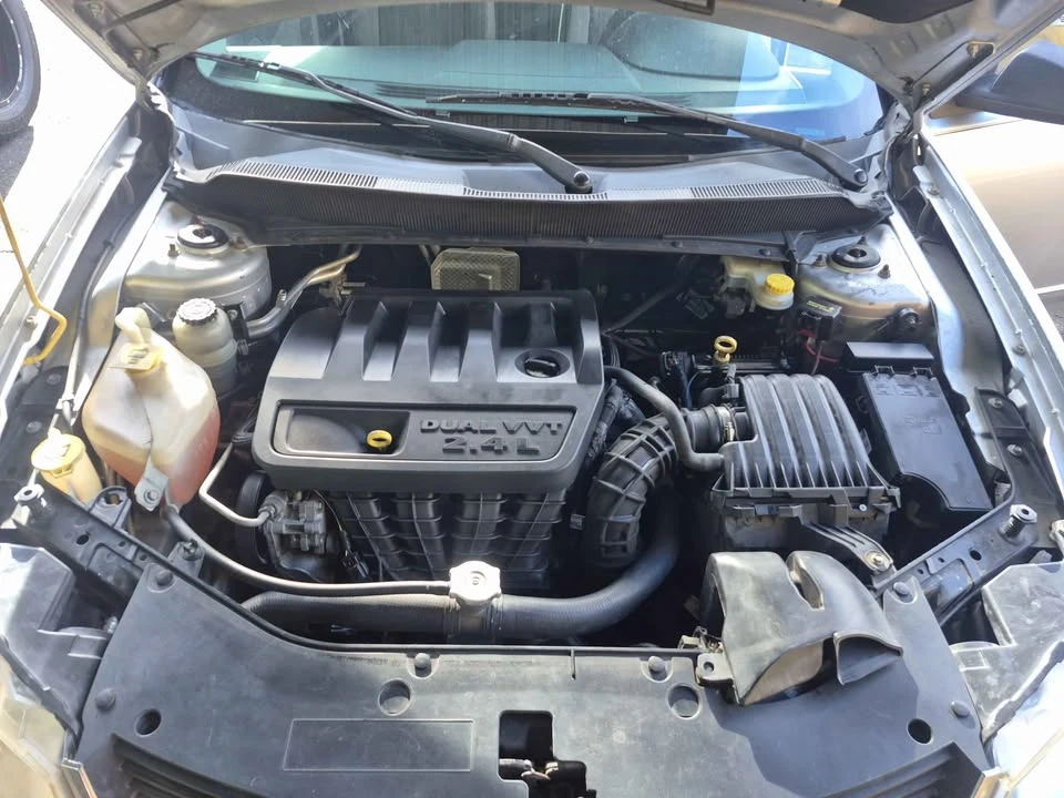 2008 Dodge Avenger Sedan - Image 2 of 11