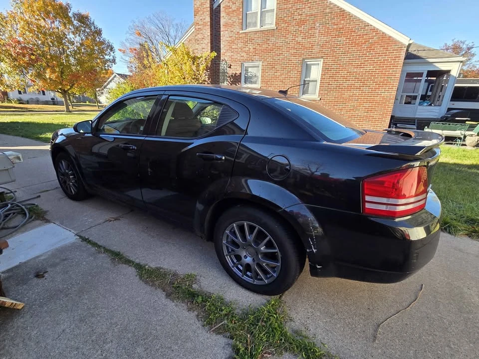 2008 Dodge Avenger Sedan - Image 4 of 9