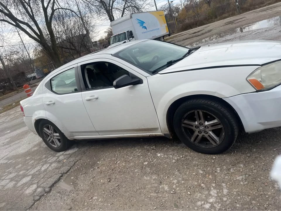 2008 Dodge Avenger Sedan - Image 5 of 9