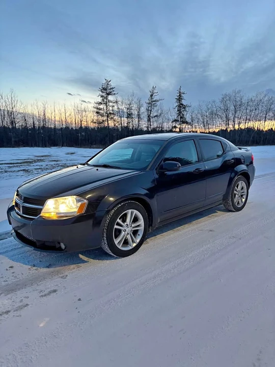 2008 Dodge Avenger Sedan - Image 2 of 10