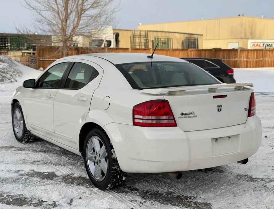 2008 Dodge Avenger Sedan - Image 8 of 17