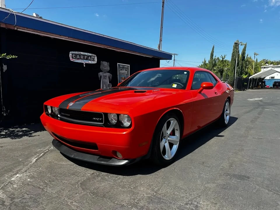 2008 Dodge Challenger 3rd Gen - Image 2 of 19