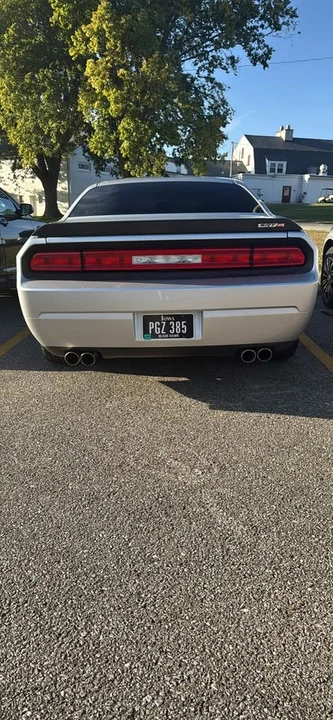 2008 Dodge Challenger 3rd Gen - Image 2 of 7