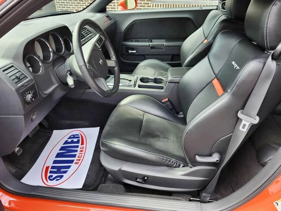 2008 Dodge Challenger 3rd Gen - Image 9 of 14
