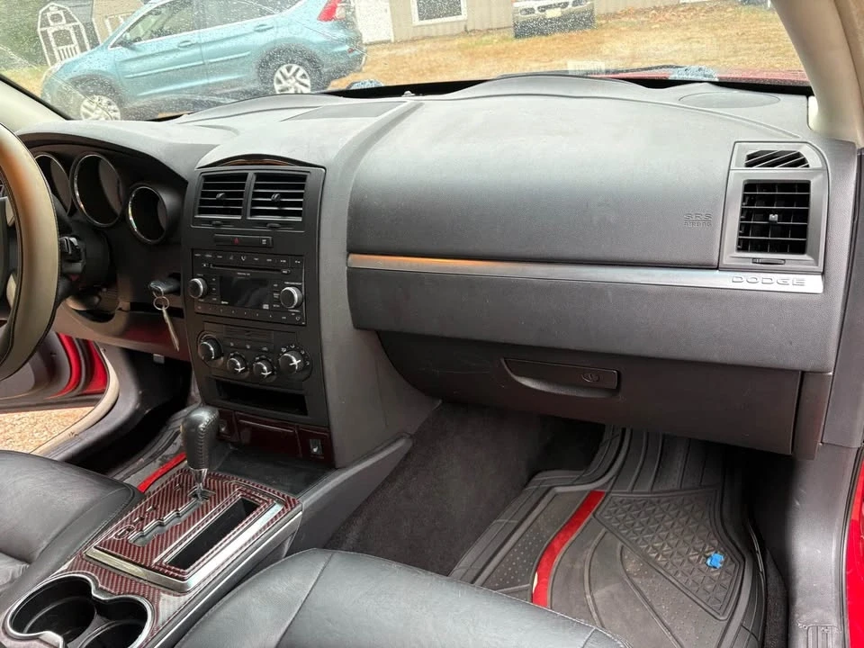 2008 Dodge Challenger 3rd Gen - Image 10 of 17