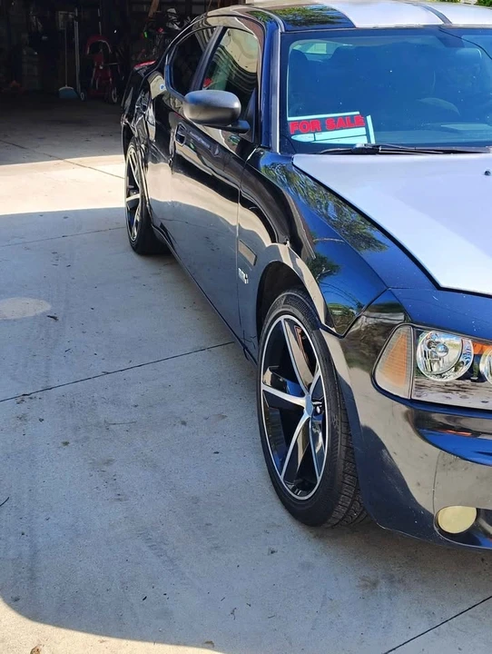 2008 Dodge Challenger 3rd Gen - Image 13 of 14