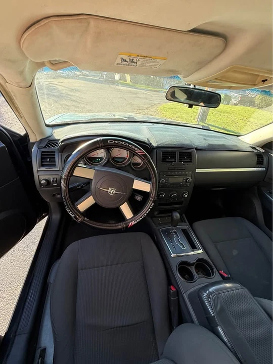 2008 Dodge Challenger 3rd Gen - Image 5 of 8