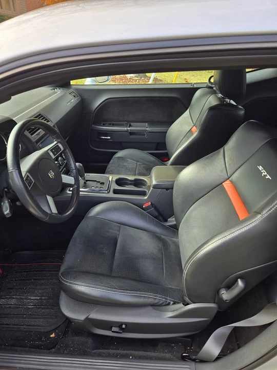 2008 Dodge Challenger 3rd Gen - Image 5 of 6