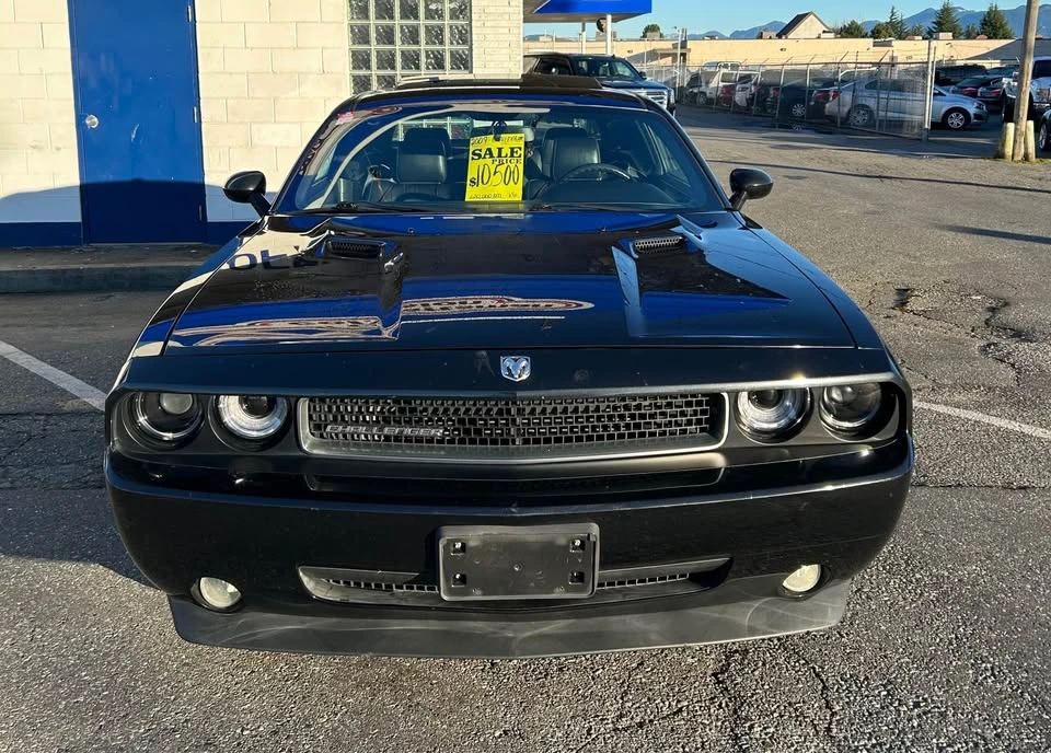 2008 Dodge Challenger 3rd Gen - Image 2 of 9