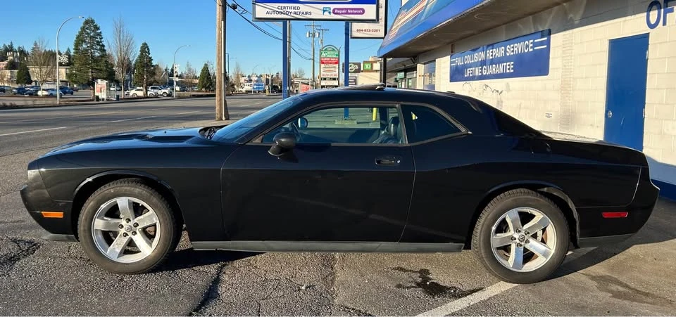 2008 Dodge Challenger 3rd Gen - Image 3 of 9