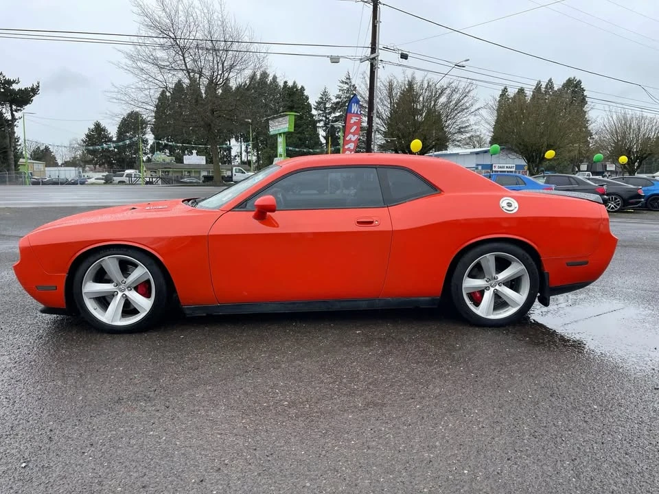 2008 Dodge Challenger SRT8 & 392 3rd Gen - Image 4 of 14