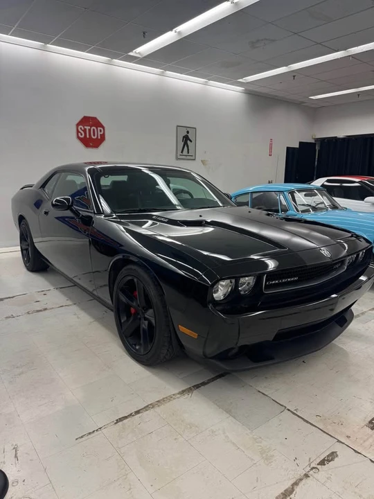 2008 Dodge Challenger 3rd Gen - Image 3 of 7