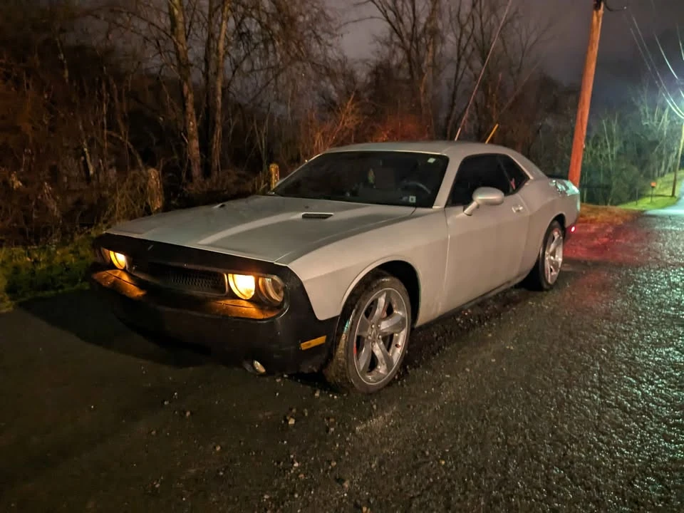 2008 Dodge Challenger 3rd Gen - Image 7 of 11