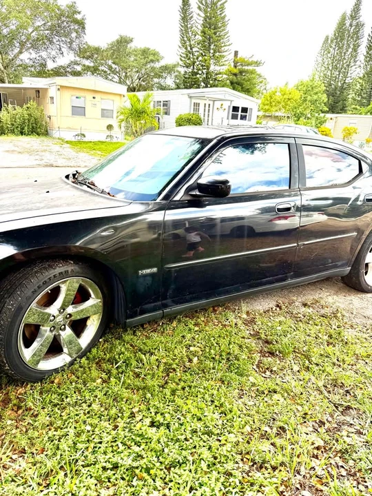 2008 Dodge Challenger 3rd Gen - Image 4 of 6