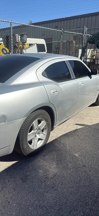 2008 Dodge Challenger 3rd Gen - Image 3 of 7