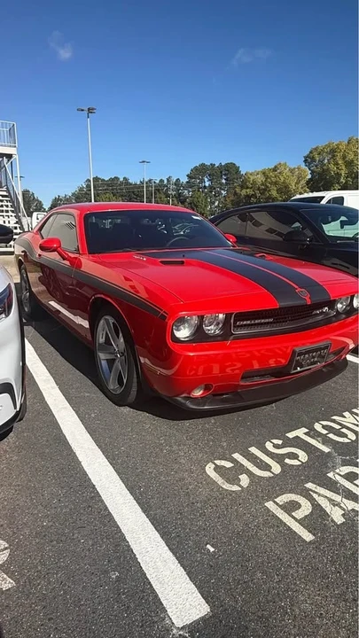 2008 Dodge Challenger SRT8 & 392 3rd Gen - Image 2 of 10